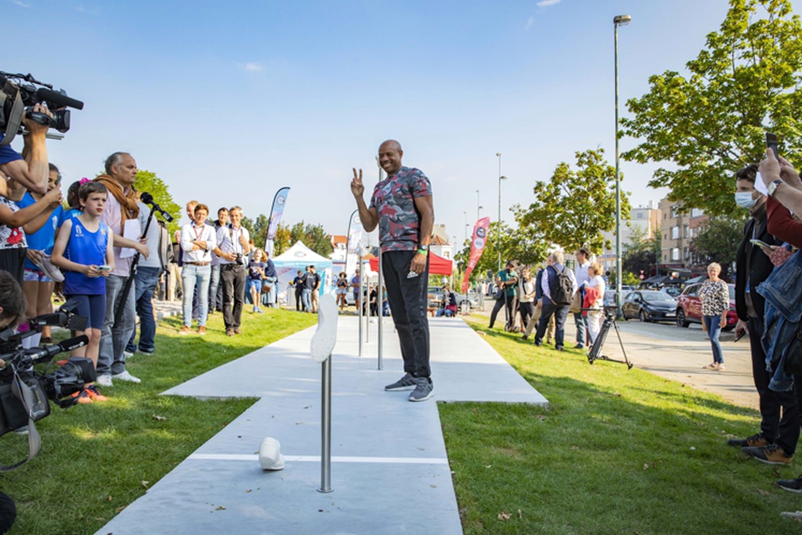 Mike Powell – P.Larauza – NUIT BLANCHE PARIS (Assistance Sceno/Modélisation 3d)